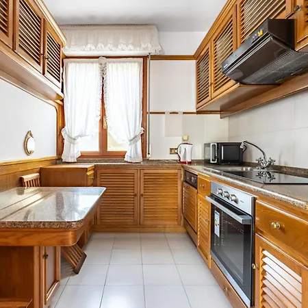 Two-levels With Terrace And Parking Διαμέρισμα *