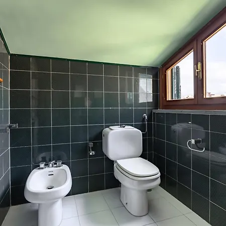 Lejlighed Guesthost - Two-levels With Terrace And Parking Viareggio